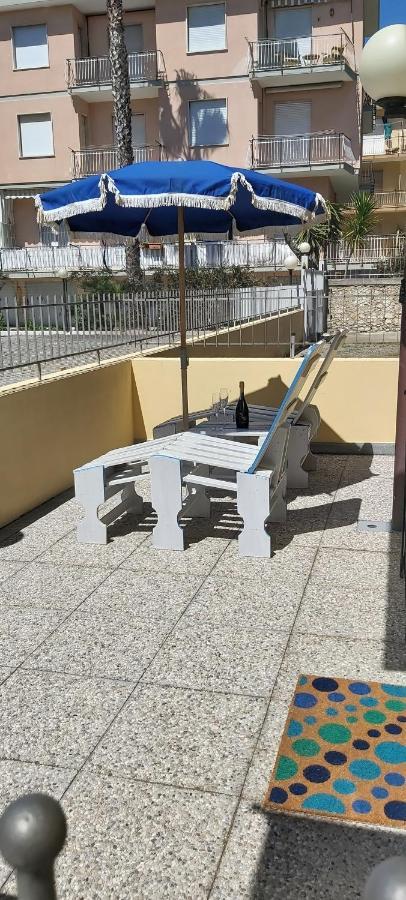 Appartamento La Spiaggia Bordighera Exterior foto